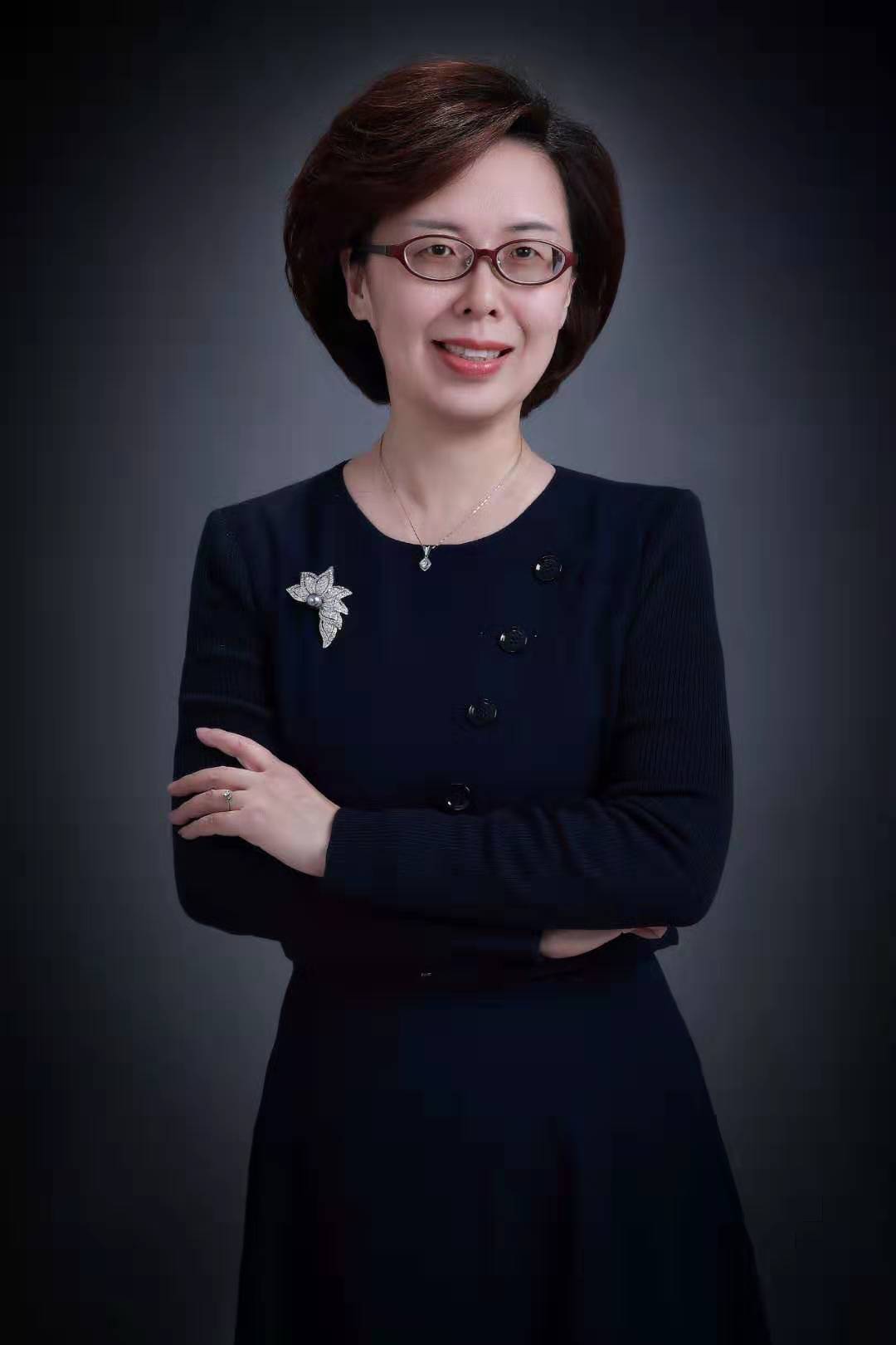 张婧